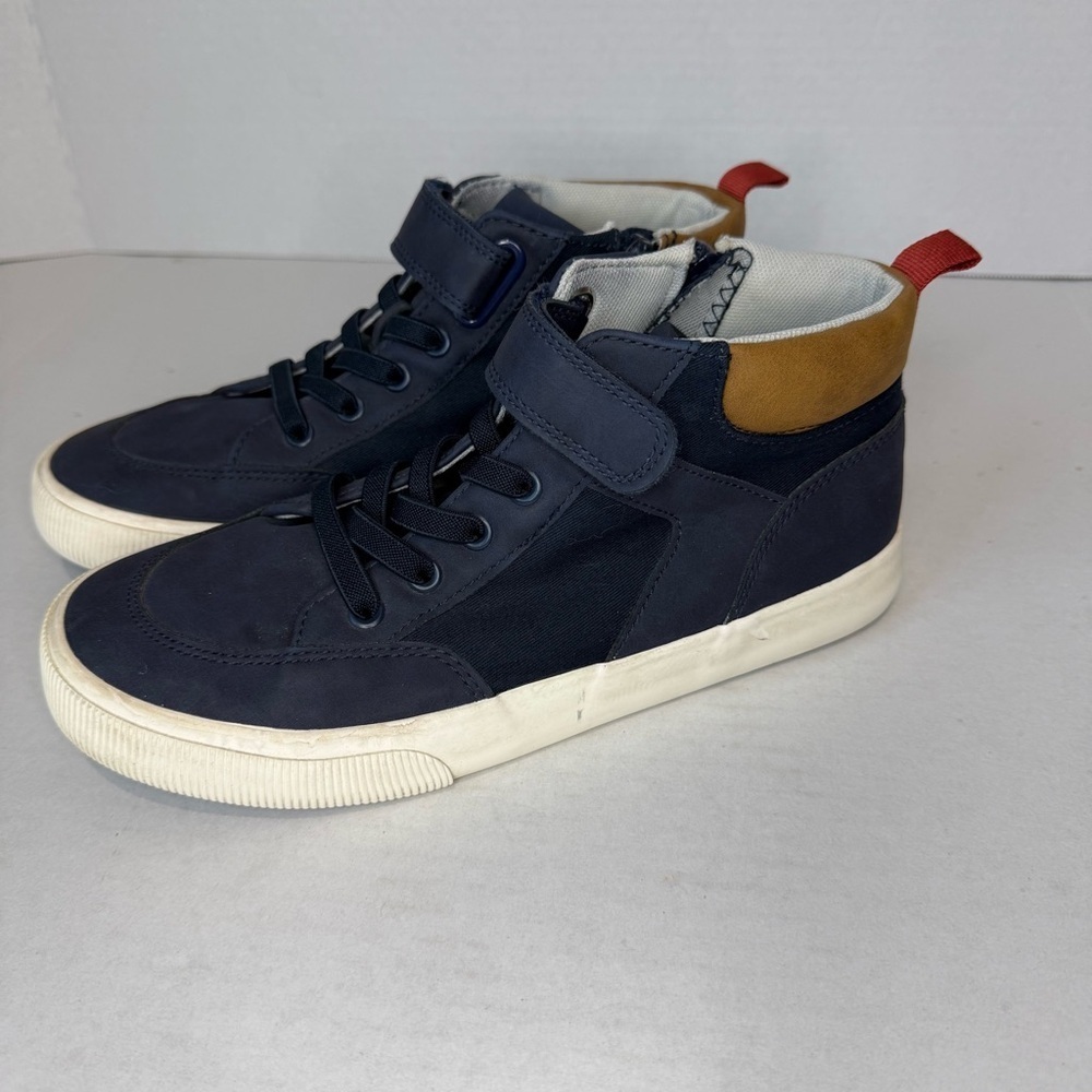 Cat & Jack Navy High-Top Sneakers (Size 5) - Picture 1 of 6